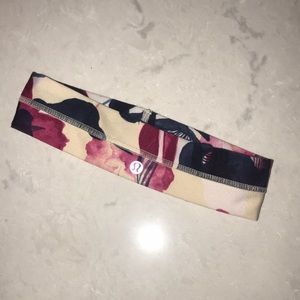 LULULEMON FLORAL HEADBAND